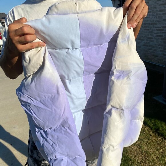 NEW CHINATOWN MARKET UV COLOR CHANGE PUFFER SMALL - Picture 10 of 10